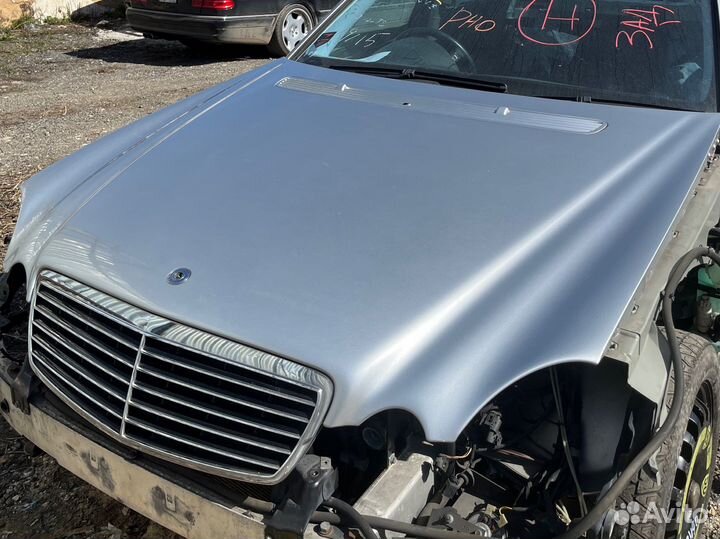 Капот мерседес w211 цвет744U