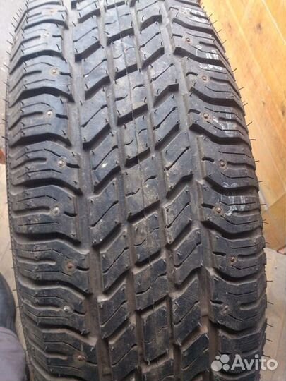 Viatti Vettore Inverno V-524 215/65 R16C 109R