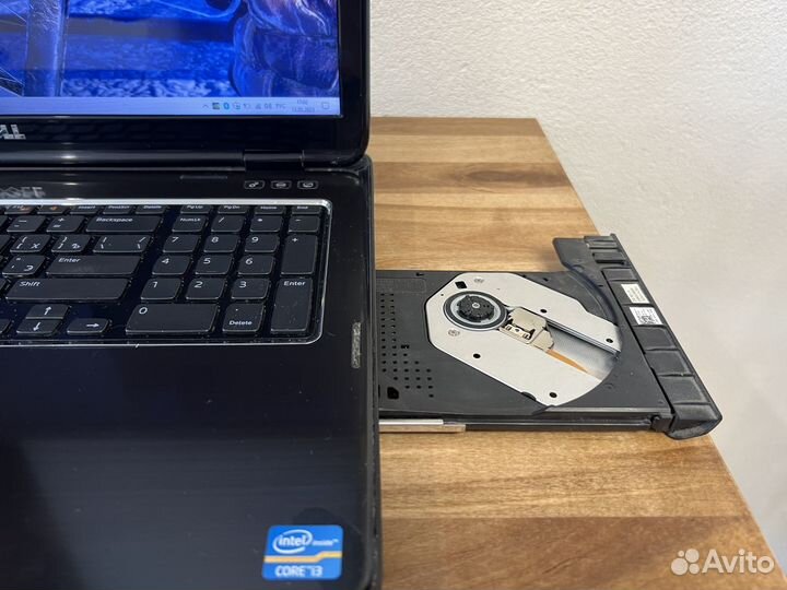 Огромный 17.3 игровой Dell Core i3 8Gb SSD256Gb GT