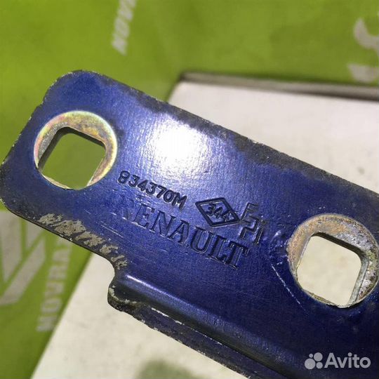 Петля капота Рено Меган