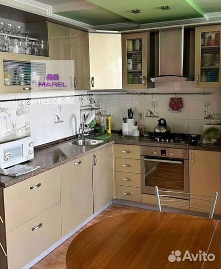 Кухня на заказ. Угловой гарнитур