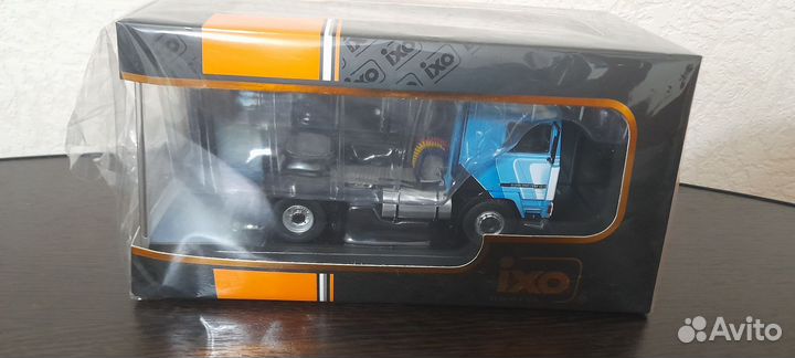 Модель автомобиля Volvo F12