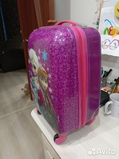 Детский чемодан
