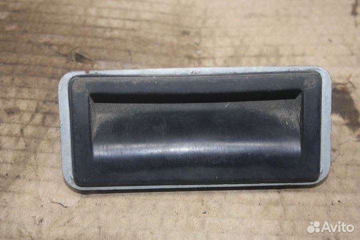 Кнопка открывания багажника audi Q3 2011-2014 (8U)