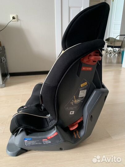 Детское автокресло Ailebebe Carmate Zutto