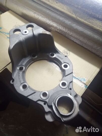 Кронштейн тормозных колодок