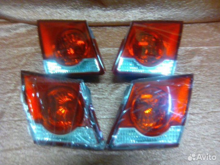 Фонари внутренние Chevrolet Cruze