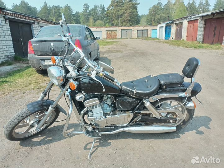 Мотоцикл чоппер 250 кубов