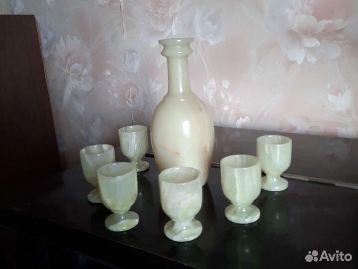 Графин со рюмками оникс