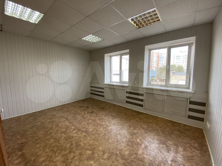 Мастерская/склад/ офис17,3 квм,закрытая база