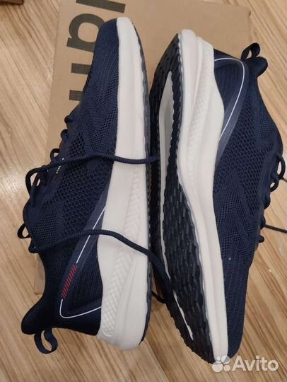 Кроссовки strobbs