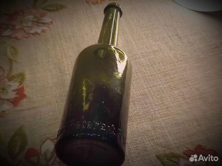 Бутылка Carl Petereit A G раскопок Königsberga