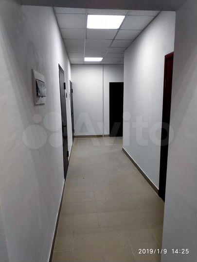 Помещение под общепит или салон красоты с водой и