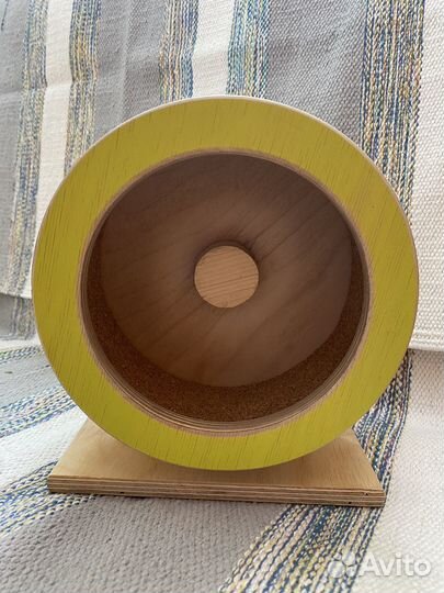 Деревянное беговое колесо для грызунов