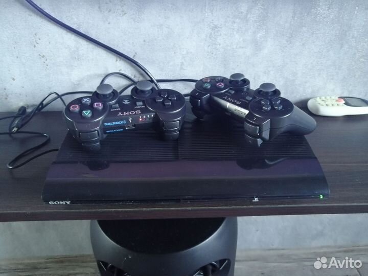 Sony playstation 3 super slim