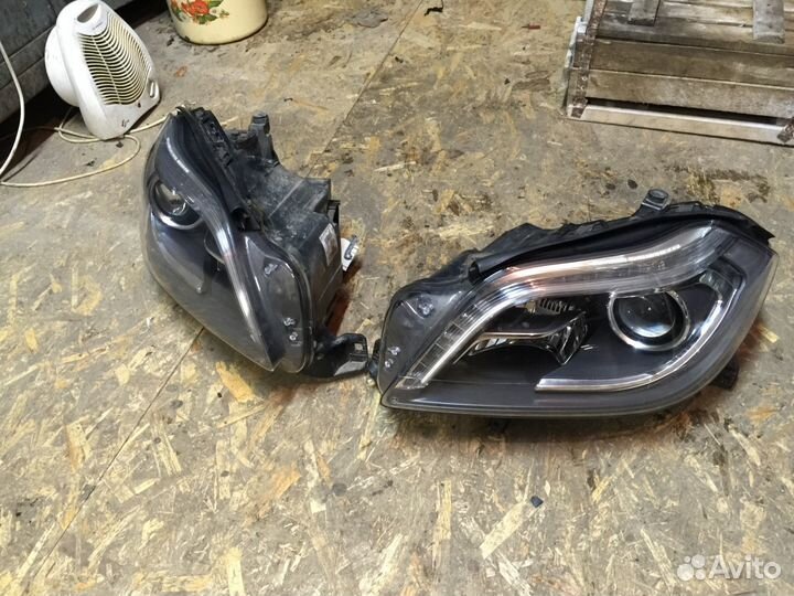 Мерседес GL 166 фара