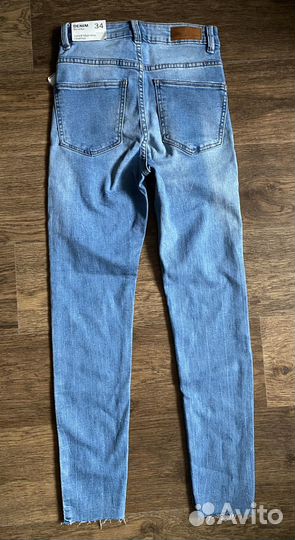 Джинсы bershka 34