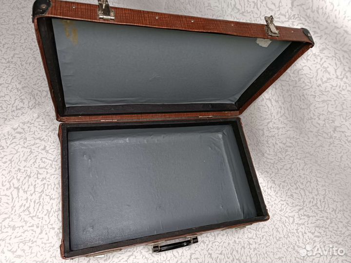 Чемодан СССР ретро фибровый старый коричневый