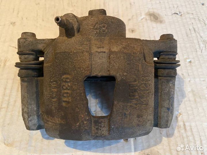 Суппорт тормозной передний правый