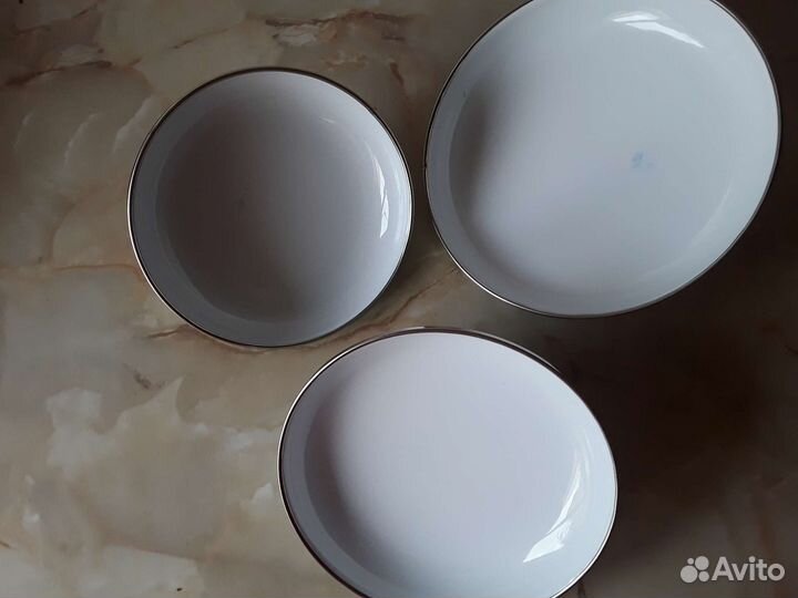 Набор столовой посуды новый