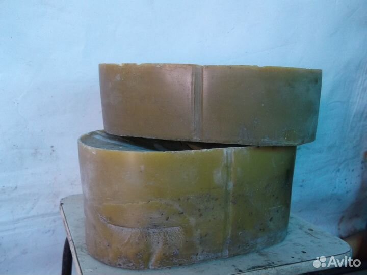 Воск пчелиный