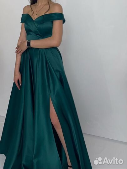 Вечернее платье