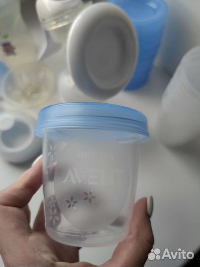 Молокоотсос ручной + контейнеры