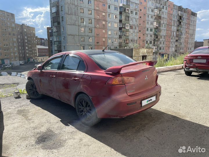 Mitsubishi Lancer 2.0 CVT, 2007, битый, 295 000 км