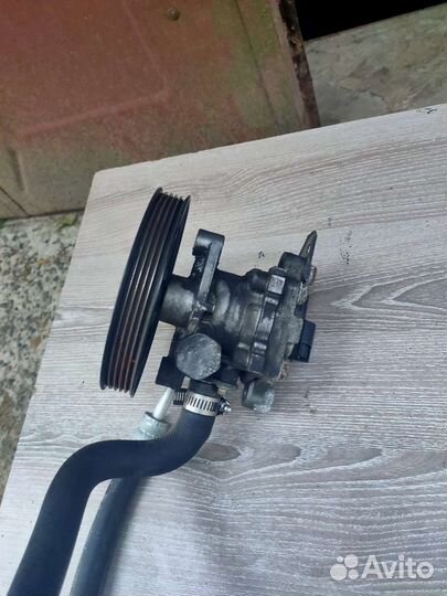 Насос гидроусилителя Mitsubishi Lancer CS2A 4G15