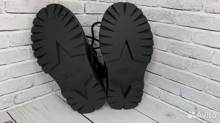 Лакированные ботинки zara