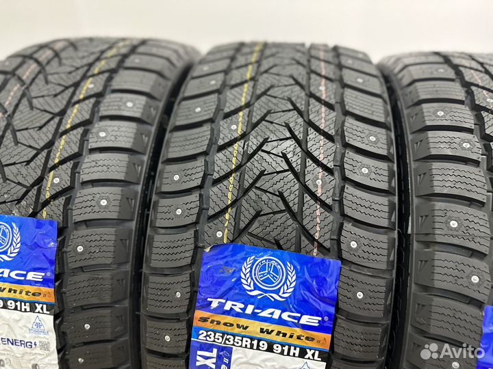 Tri Ace Snow White II 235/35 R19 91H