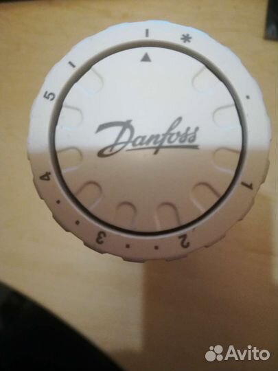 Термоклапан и термоголовка Danfoss в сборе