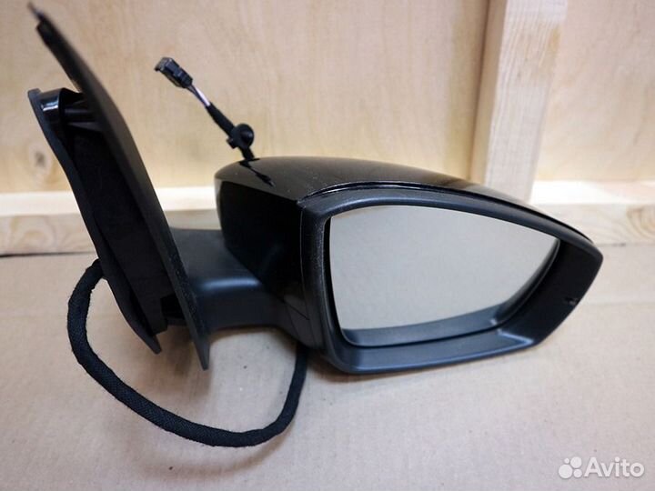 Боковое зеркало правое Фольксваген Поло 2010