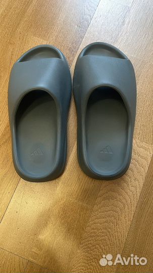 Сланцы adidas yeezy slide(оригинал) 23,5 см-стопа