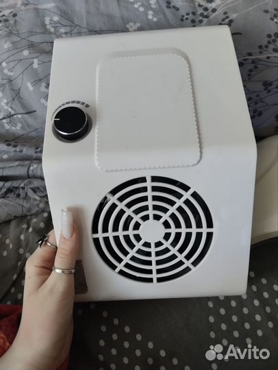 Пылесос для маникюра. Лампа для маникюра