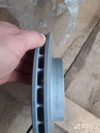 Тормозные диски пассат б3, гольф 3 вентилируемый