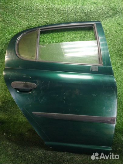 Дверь задняя правая Toyota Yaris P10 1szfe