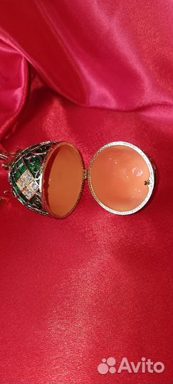 Яйцо шкатулка фаберже (пасхальное)