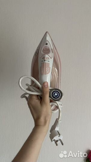 Утюг розовый