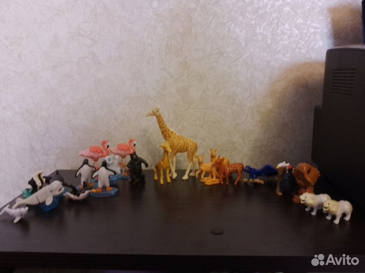 Киндер игрушки 4 коллекции