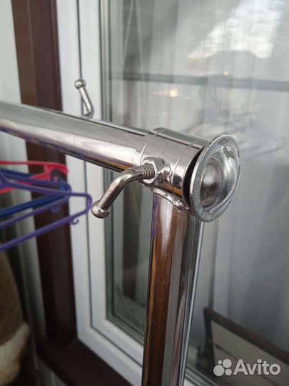 Вешалка раздвижная