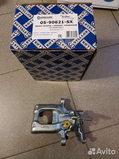 Суппорт тормозной задний левый Audi A3