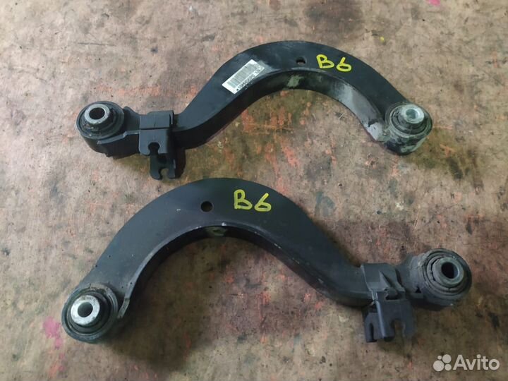 Рычаг задний поперечный Фолксваген Пассат Б 6