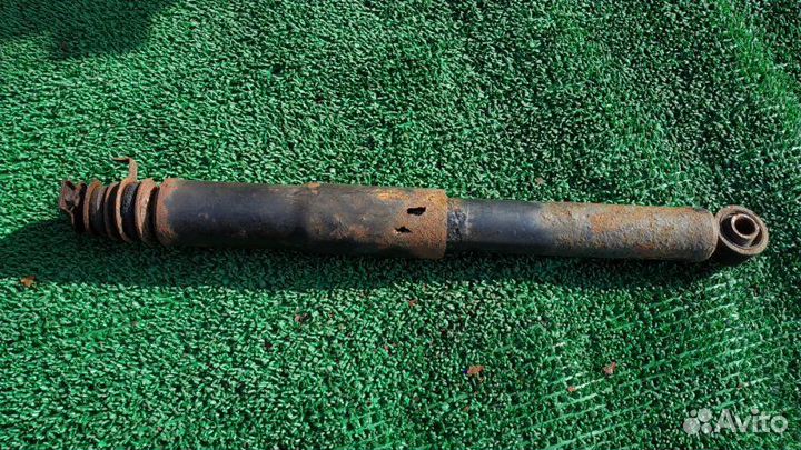 Амортизатор зад. Toyota Land Cruiser Cygnus, Land