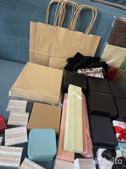 Подарочные коробки