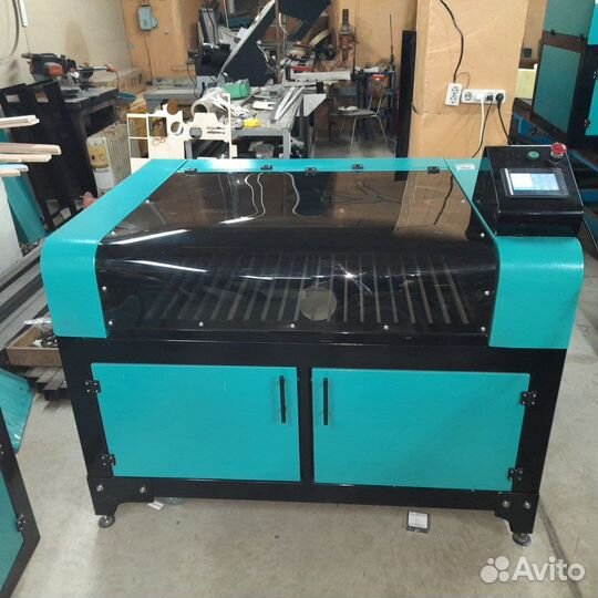 Лазерный режущий станок для фанеры