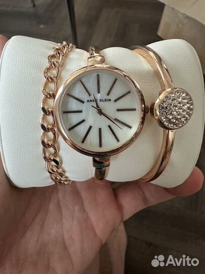 Женские наручные часы Anne Klein