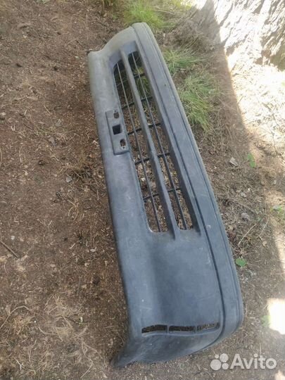 Бампер передний (Forward) Toyota Hiace (1989-1993)