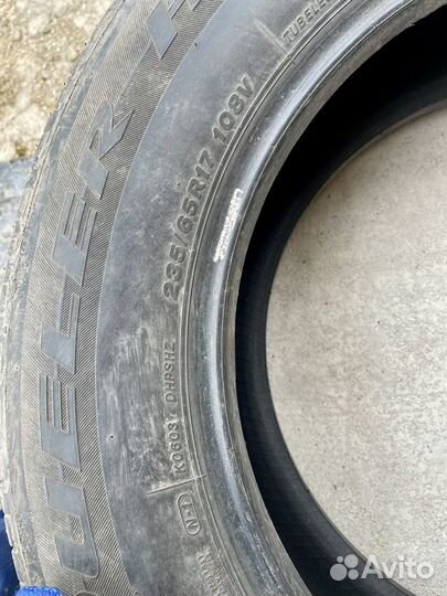 Bridgestone Dueler H/P Sport 235/65 R17 и 235/65 R17 108V