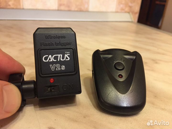 Фотоаппарат Canon 450 D с доп. аксессуарами